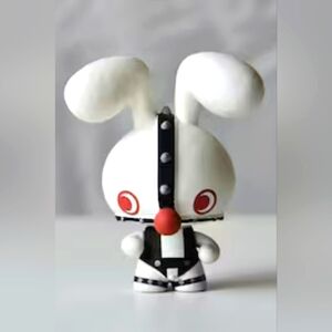 Welsh Rare Bit Bunnie Series Figurine